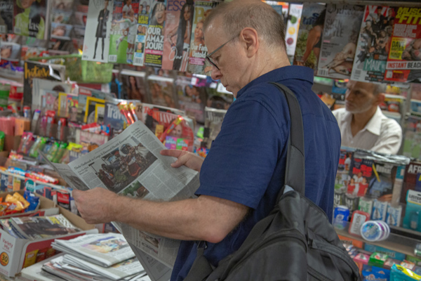 BERLINER_NEWSSTAND_1_#2232-600