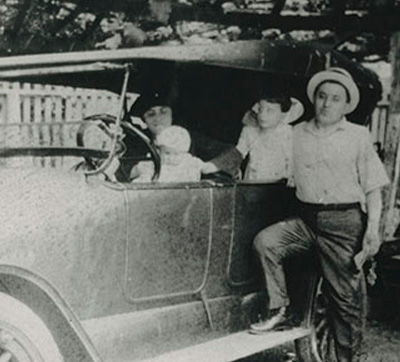 Edwin Stanley, Mother and Grandfather (Circa 1923)